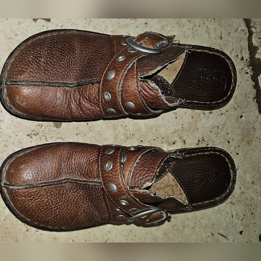 Boc born concept leather clogs
